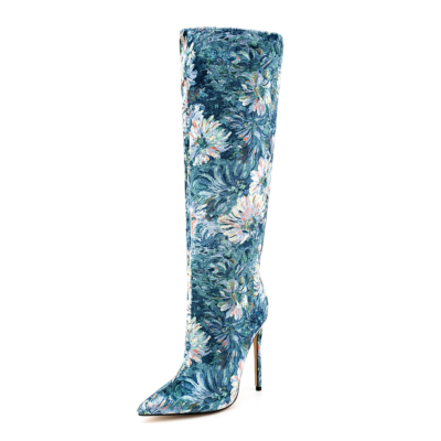 Blaue, mit Blumen bedruckte, kniehohe Stiefel zum Anziehen aus Wildleder mit Stiletto-Absatz