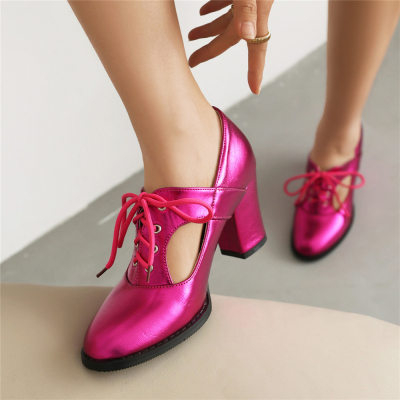 Magentafarbene Loafer-Pumps mit klobigem Absatz und ausgehöhlten Schnürschuhen für Damen