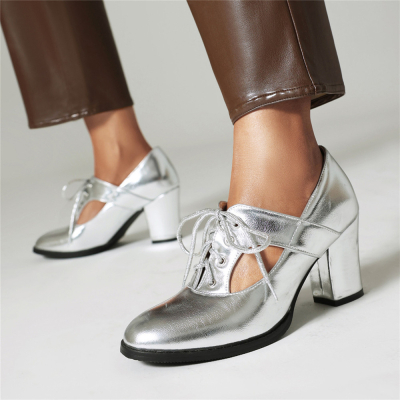 Silberne Pumps mit Blockabsatz und ausgehöhlten Loafer-Schnürschuhen für Damen