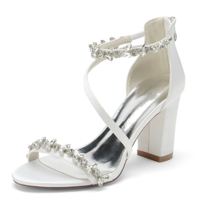 Weiße Satin-Sandalen mit dickem Absatz und Strasssteinen und überkreuzten Riemen, Kleider, Party-Sandalen und Schuhe