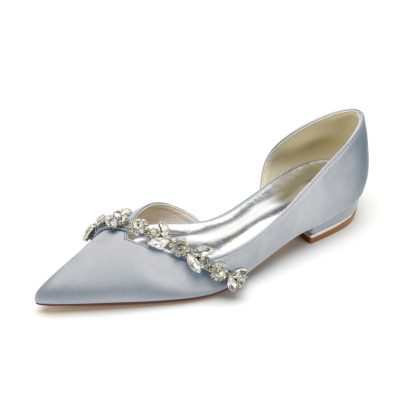 Graue, bequeme, flache D'orsay-Schuhe aus Satin mit ausgeschnittenen Schuhen und Strasssteinen