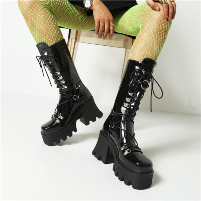 Lackleder Gothic Lace Up Square Toe Chunky Combat Boots mit Schnalle