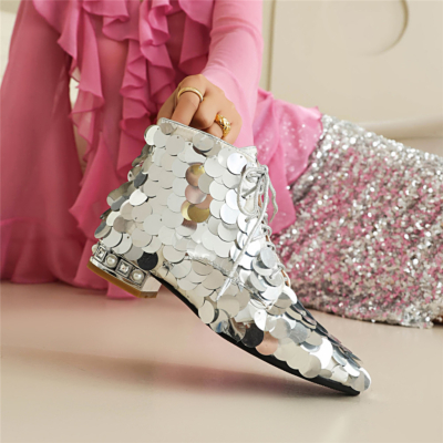 Silberne Schnür-Stiefeletten mit Pailletten und Perlen-Juwelen-Flats-Stiefel für Party