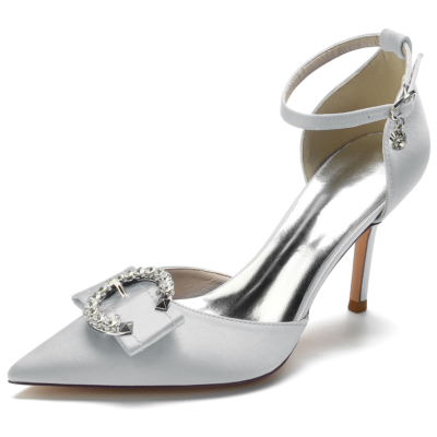 D'Orsay-Schuhe mit grauen Strasssteinen und runder Schnalle aus Satin mit Knöchelriemen