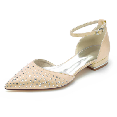 Champagnerfarbene, mit Strasssteinen verzierte D'orsay-Flats, flache Schuhe mit Knöchelriemen und Juwelen für die Hochzeit