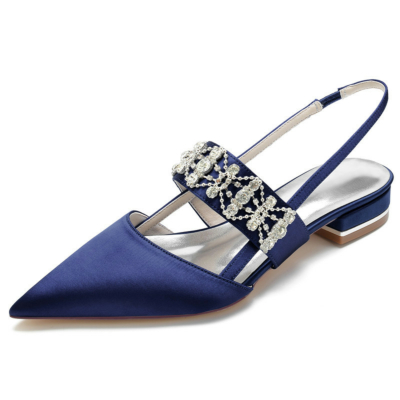Königsblaue flache Slingpumps aus Satin mit spitzen Zehen und flachen Schuhen mit breiten Riemen und Juwelen