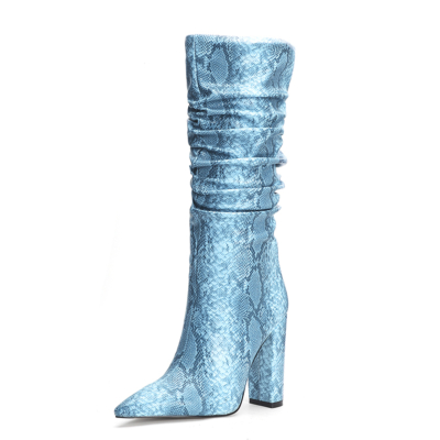 Hellblaue Slouchy-Stiefel mit mittelhohem Schaft und Reißverschluss und Blockabsatz und Schlangenprägung