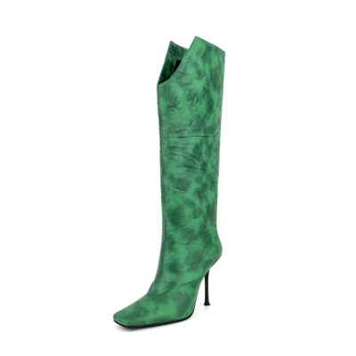 Grüne kniehohe Stiefel mit V-Ausschnitt und Stiletto-Absatz