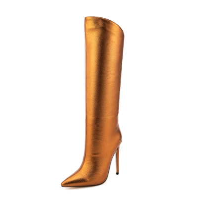 Mode-Stiefel in Gold-Metallic-Farbe mit spitzer Zehenpartie, Stiletto-Absatz und weitem Schaft
