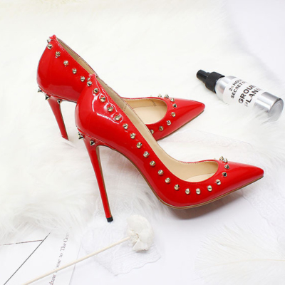 Rote Nieten-Pumps für Damen mit Stiletto-Spitze, Nietenabsatz, Büroschuhe, 12 cm